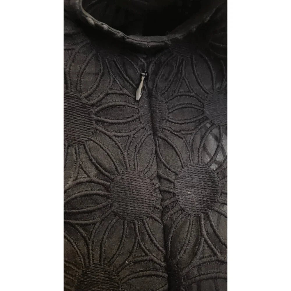 MILLY GUIPURE LACE BEETLEJUICE DRESS 4 - Picture 12 of 12